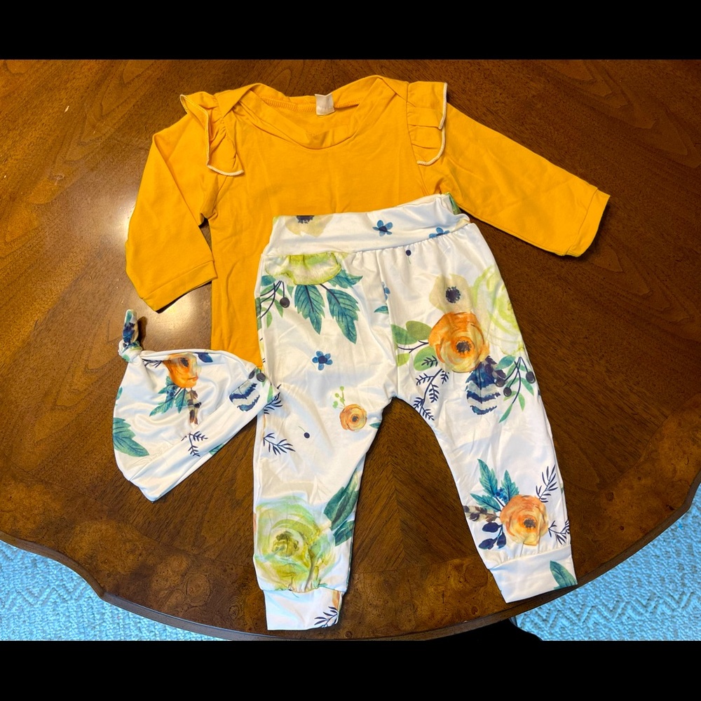 3-Piece Flower Outfit!